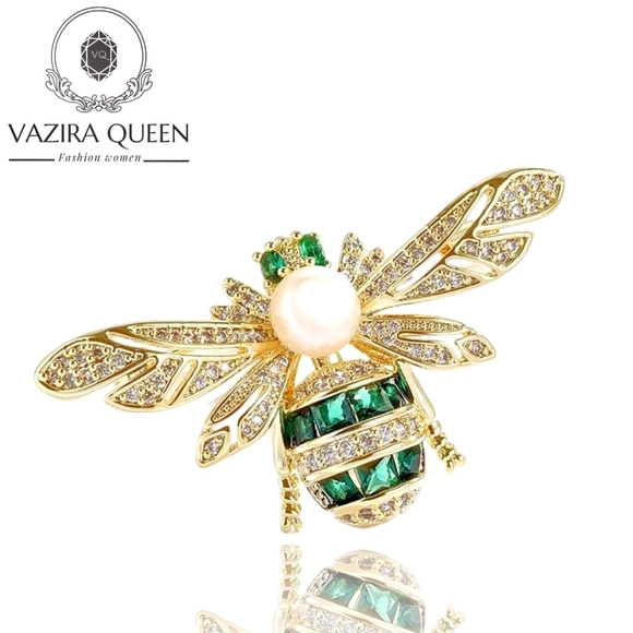 VQ Bee Brooch - Picture 1 of 6